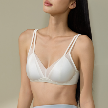 210013 网纱拼接三角杯文胸